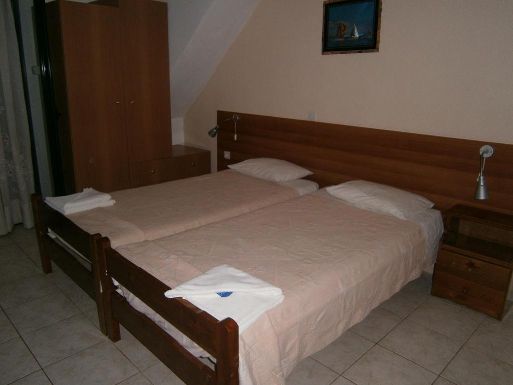 Aparthotel Petros 2*