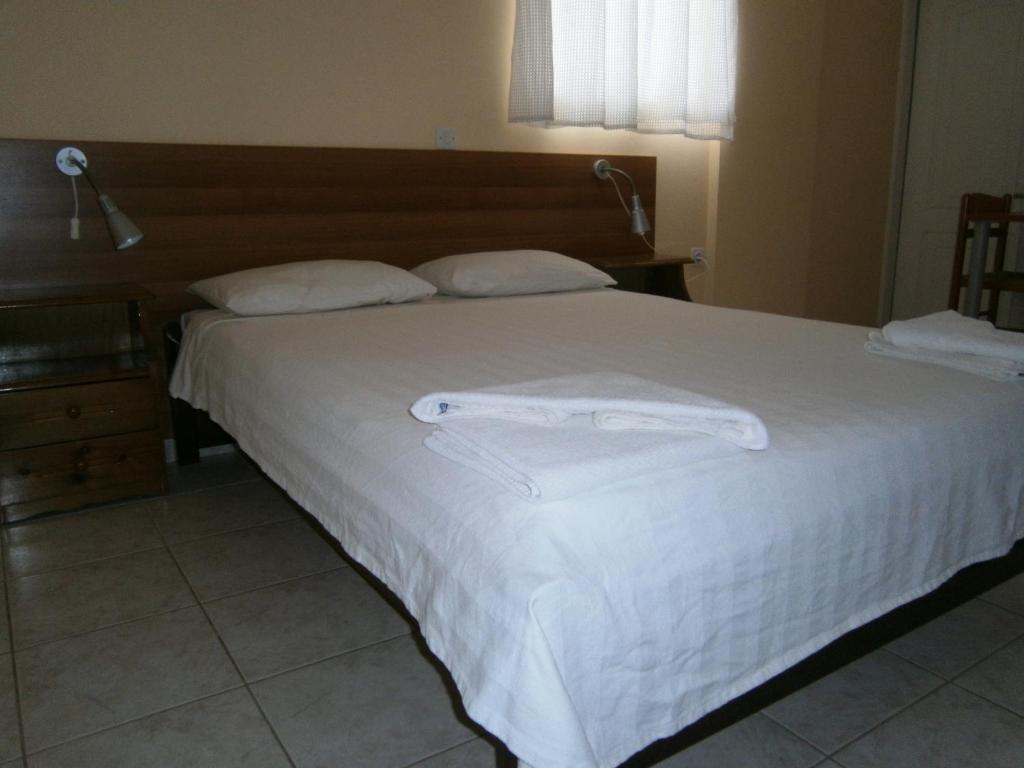 Aparthotel Petros