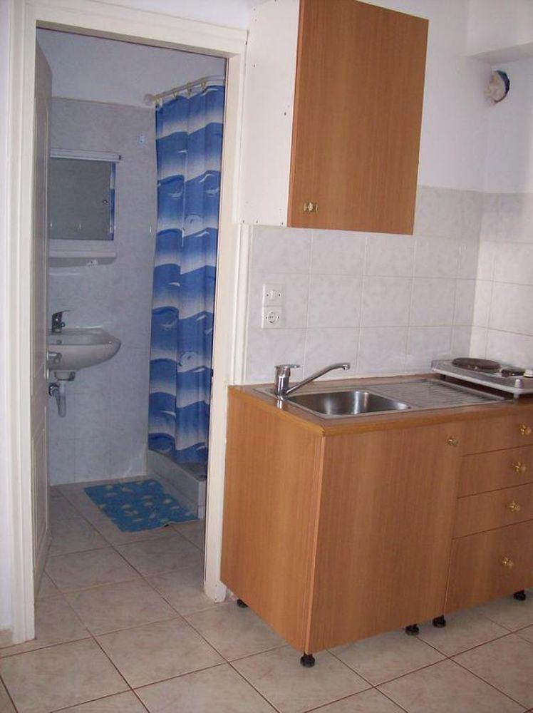 Petros Aparthotel 2*